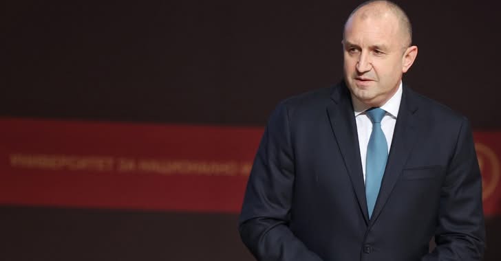 СДС: Радев си сложи черен печат „недостоен да бъде президент“